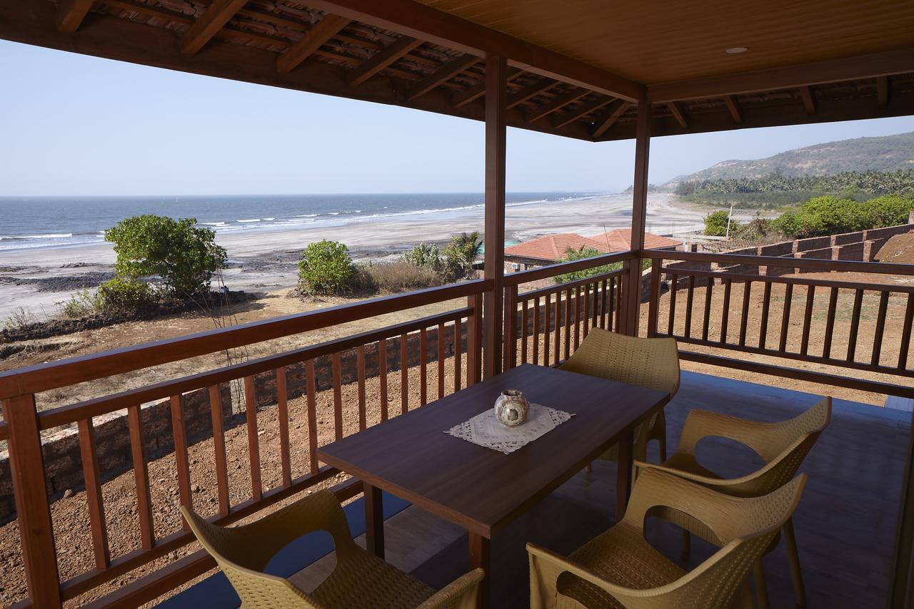 Sagar Sawali , Ladghar Beach View Resort Dāpoli Exterior foto